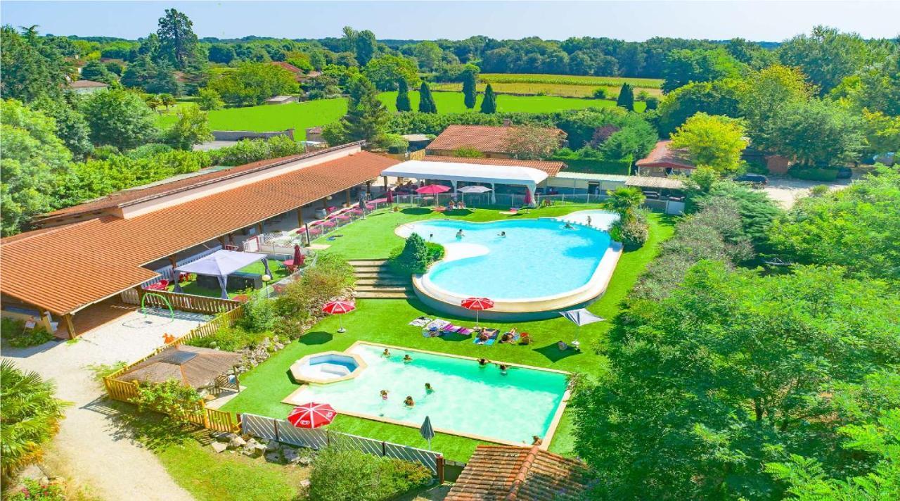 Hotel Lacs de Courtès à Estang Extérieur photo